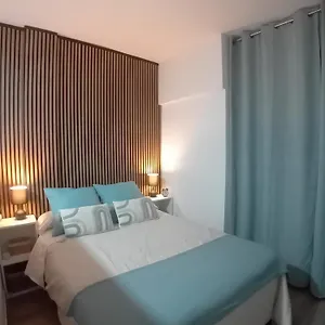 moderno-estudio-en-el-centro-de-torremolinos.1costadelsol.com/